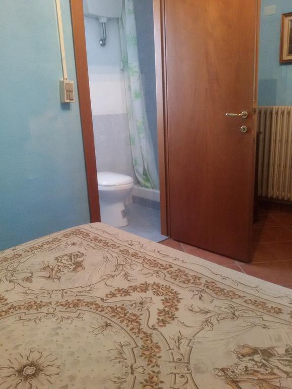 Azzurre Beb Bed & Breakfast Laterina Екстериор снимка